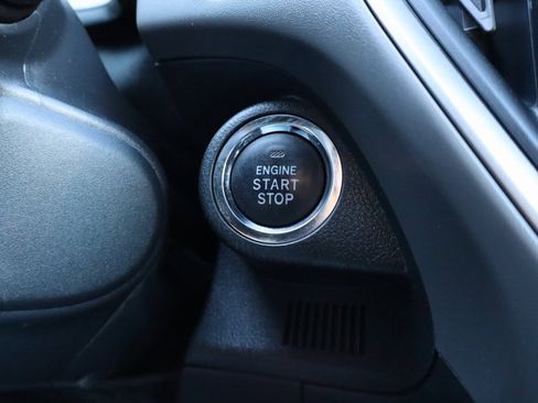 Used 2024 Subaru Crosstrek 2.0i Premium image 13