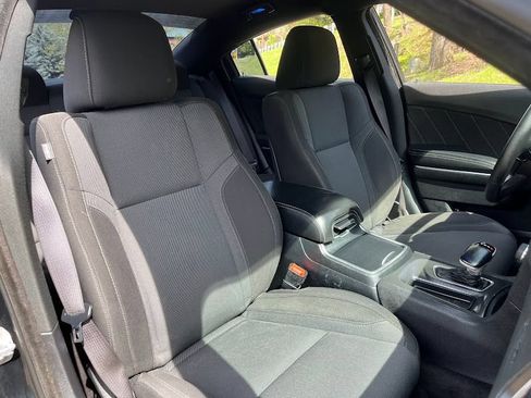 Used 2017 Dodge Charger R/T RWD image 36