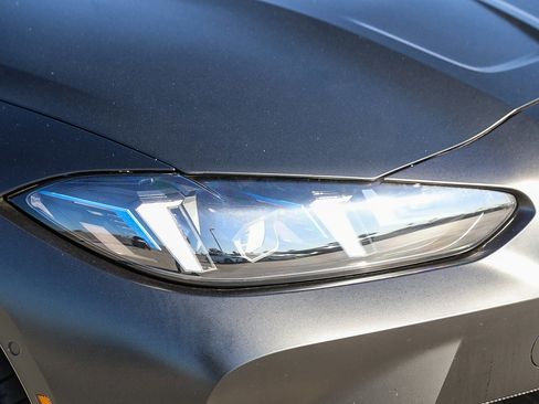 Used 2025 BMW M3 Competition w/ Executive Package image 8