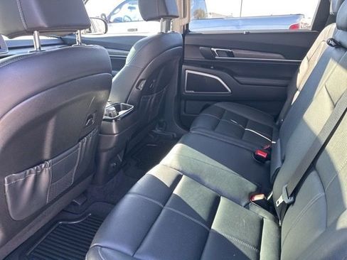 Used 2022 Kia Telluride EX image 13