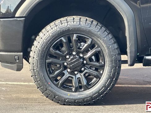 Certified 2023 GMC Sierra 3500 Denali w/ Denali Black Diamond Edition image 33