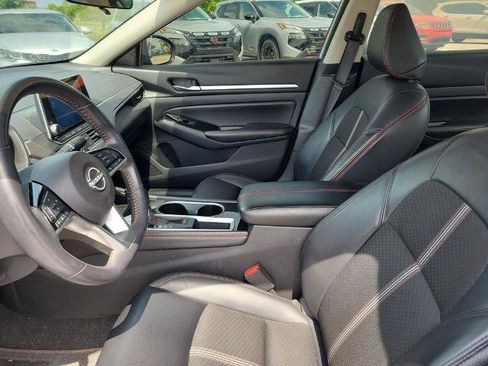 Certified 2024 Nissan Altima 2.5 SR FWD image 19