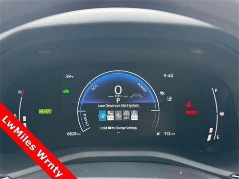 Used 2025 Toyota Camry LE image 21