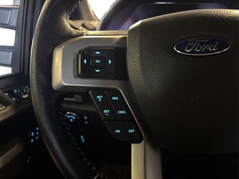 Used 2022 Ford F350 Lariat w/ Lariat Value Package AWD/4WD image 36