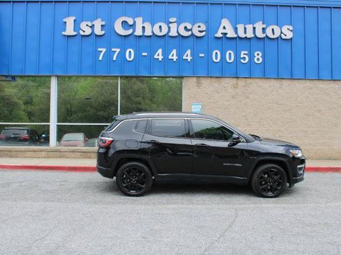Used 2018 Jeep Compass Limited w/ Navigation Group AWD/4WD image 8