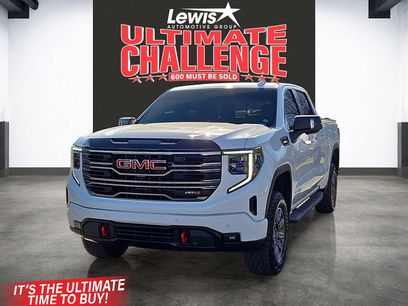 Used 2025 GMC Sierra 1500 AT4 w/ AT4 Premium Package