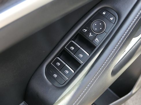 Used 2022 INFINITI QX60 Sensory w/ Cargo Package FWD image 14