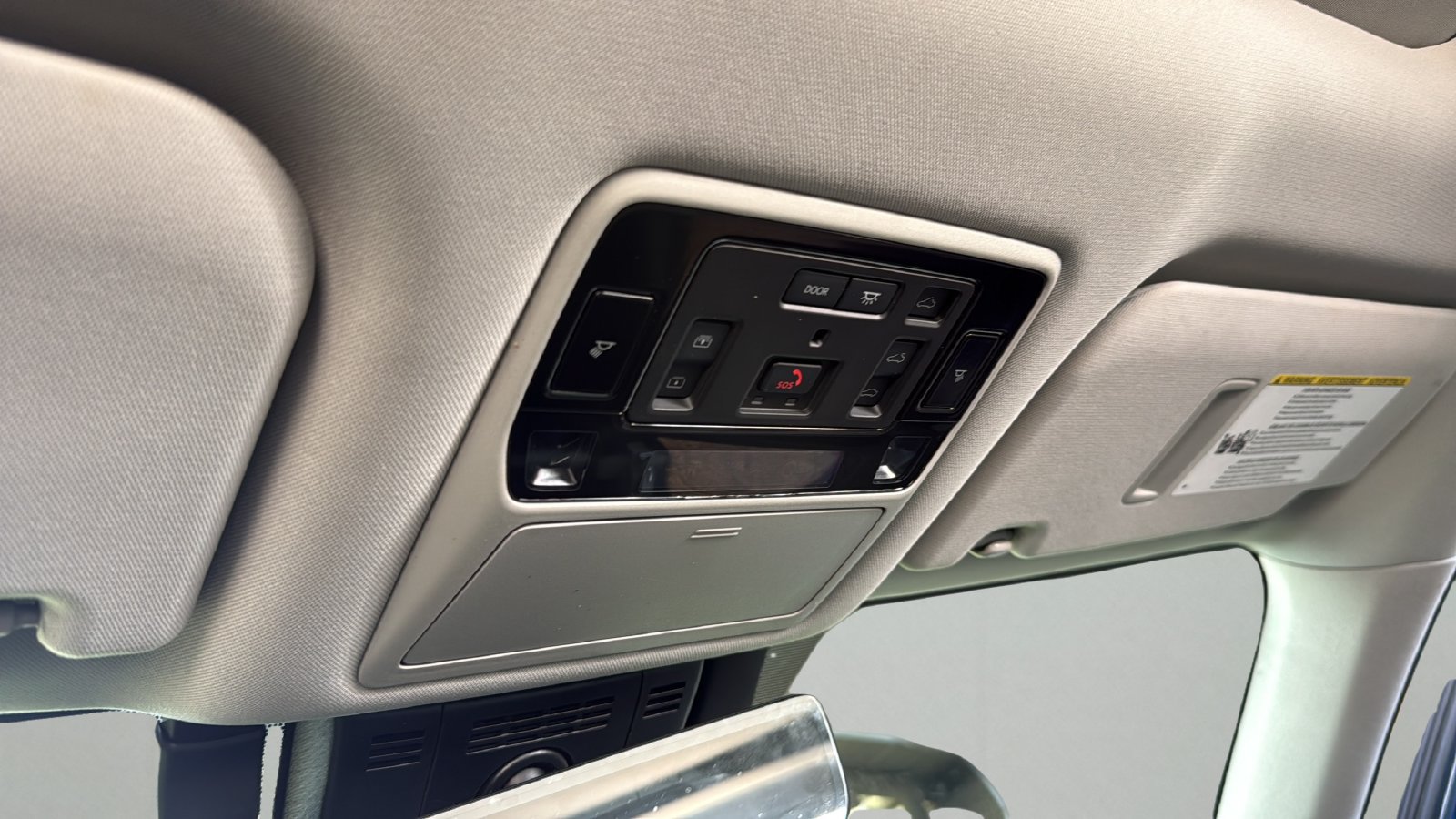 Used 2025 Toyota Grand Highlander AWD image 22