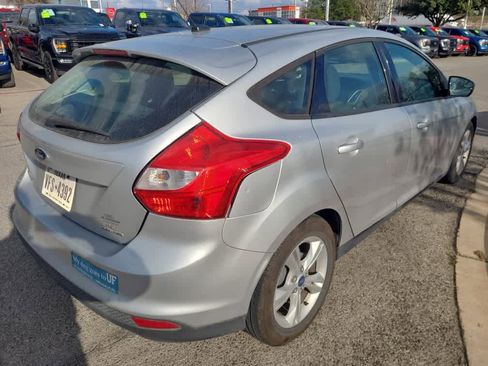 Used 2013 Ford Focus SE image 2