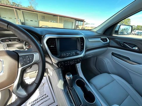Used 2018 GMC Acadia SLT image 33