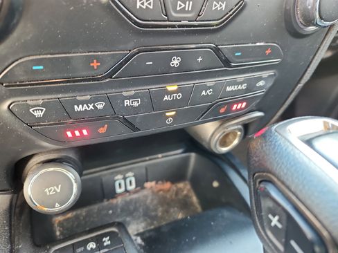 Used 2019 Ford Ranger Lariat w/ Equipment Group 501A Mid image 12