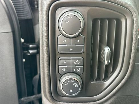 Used 2025 Chevrolet Silverado 3500 W/T AWD/4WD image 19