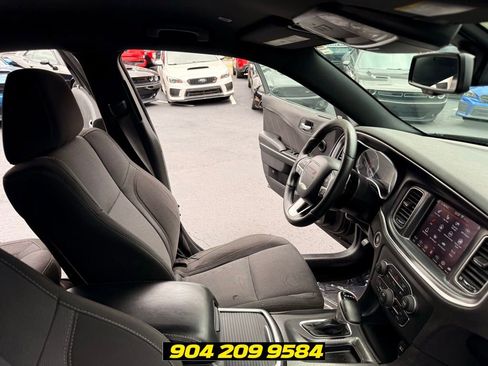Used 2018 Dodge Charger R/T RWD image 30