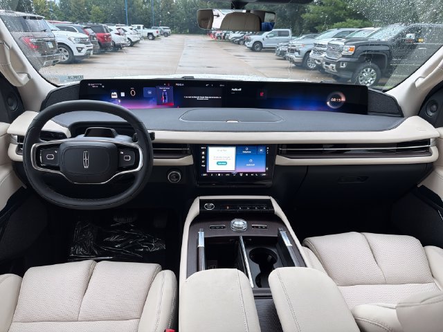 New 2027 Lincoln Navigator L Reserve w/ Jet Appearance Package AWD/4WD image 16