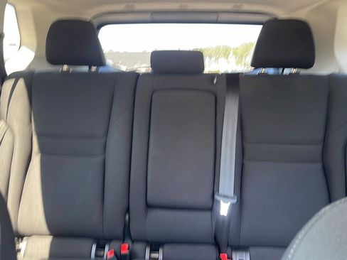 Used 2024 Nissan Rogue S image 22