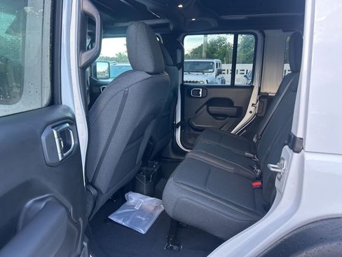 New 2025 Jeep Wrangler Willys image 32