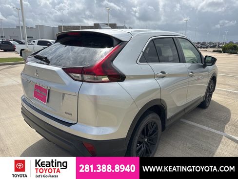 Used 2023 Mitsubishi Eclipse Cross LE AWD/4WD image 7