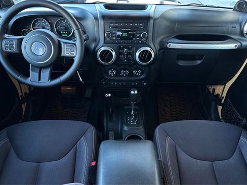 Used 2013 Jeep Wrangler Unlimited Sahara w/ Connectivity Group image 14