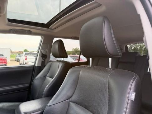 Used 2019 Toyota 4Runner Limited AWD/4WD image 11
