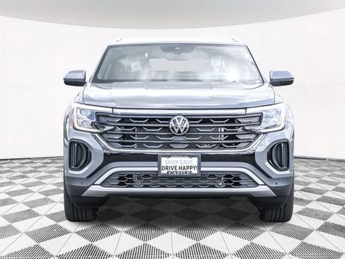 Used 2026 Volkswagen Atlas Cross Sport SE AWD/4WD image 8