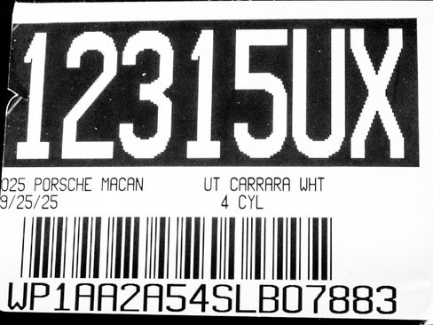 Used 2025 Porsche Macan image 30