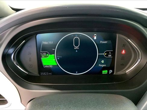 Used 2019 Chevrolet Bolt Premier w/ Infotainment Package image 23