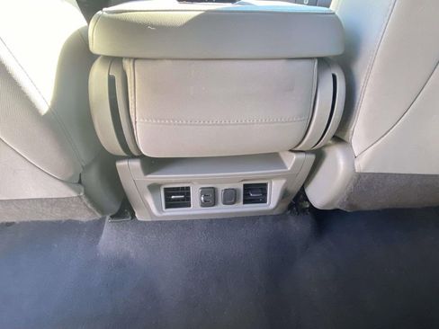 Used 2020 Chevrolet Silverado 1500 LT w/ All-Star Edition image 35