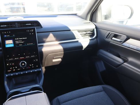 Certified 2025 GMC Terrain Elevation image 13