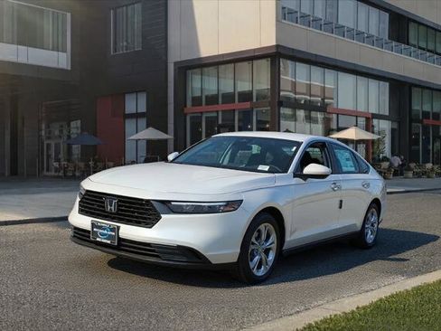 New 2025 Honda Accord LX image 1