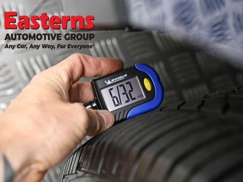 Used 2021 Ford Edge SEL AWD/4WD image 27