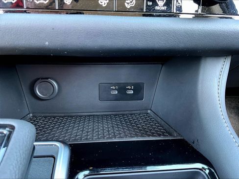 Certified 2026 Nissan Pathfinder SV AWD/4WD image 16