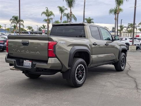 Used 2024 Toyota Tacoma TRD Off-Road image 5