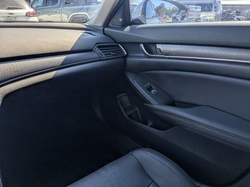 Used 2020 Honda Accord EX-L image 16