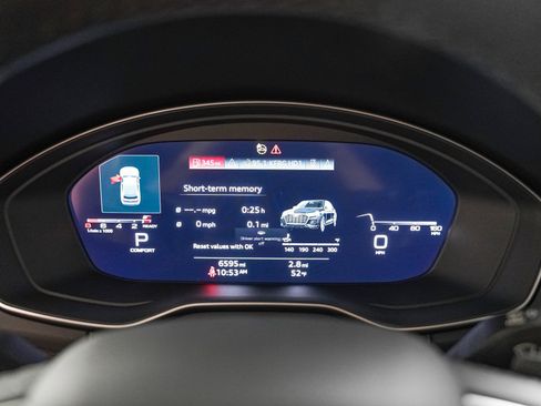 Certified 2025 Audi Q5 2.0T Premium Plus w/ Premium Plus Package image 17