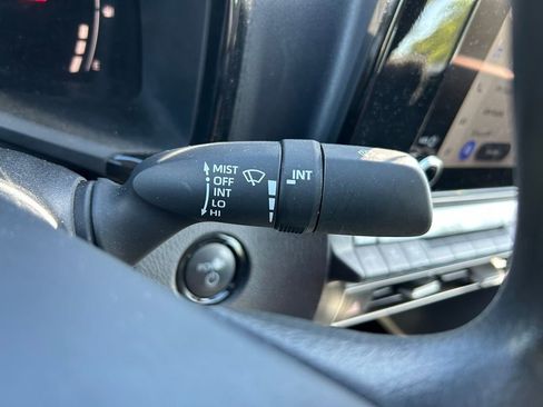 Used 2025 Toyota Camry LE image 19