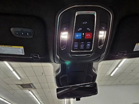 Used 2024 Jeep Wagoneer Launch Edition image 23