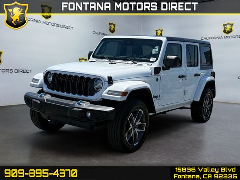 Used 2024 Jeep Wrangler Unlimited AWD/4WD image 1
