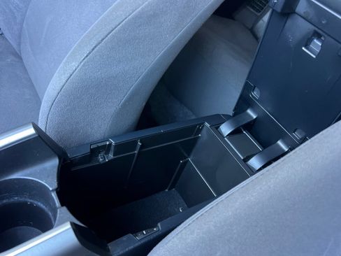 Used 2015 Toyota Prius Two FWD image 31