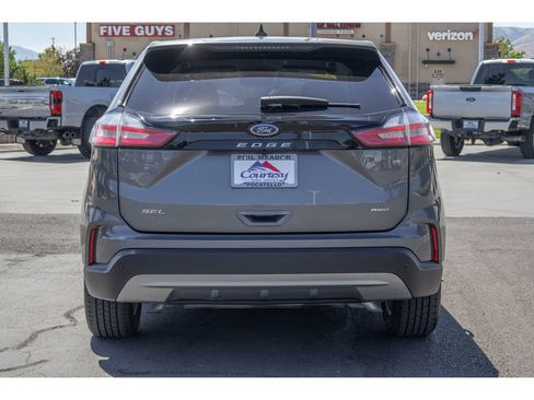 Used 2024 Ford Edge SEL AWD/4WD image 4