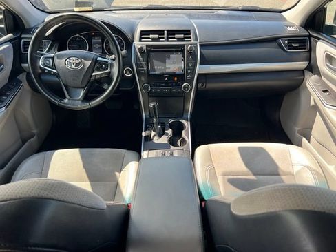 Used 2017 Toyota Camry XSE FWD image 14