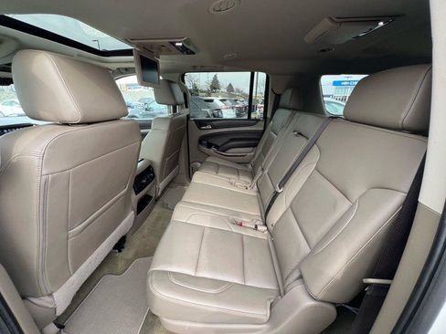 Used 2018 Chevrolet Suburban LT w/ LT Signature Package image 20