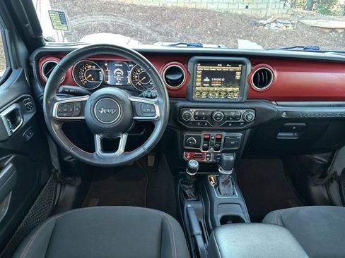 Certified 2023 Jeep Wrangler Unlimited Rubicon w/ Cold Weather Group image 25