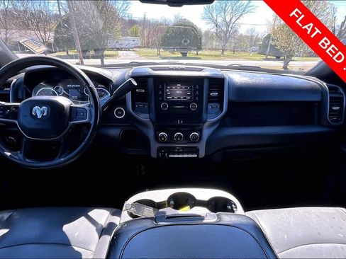 Used 2024 RAM 3500 Tradesman w/ Chrome Appearance Group AWD/4WD image 12