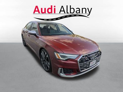 Certified 2025 Audi S6 Premium Plus AWD/4WD image 6