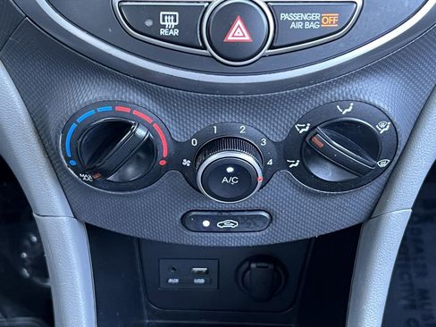 Used 2017 Hyundai Accent SE image 21