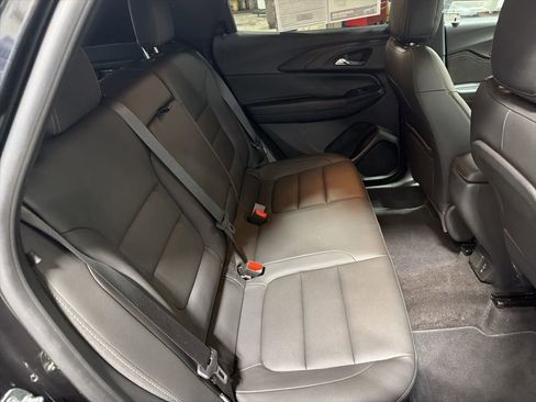 Used 2023 Chevrolet TrailBlazer ACTIV w/ Sun and Liftgate Package image 10