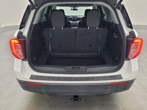 Used 2020 Ford Explorer XLT image 29