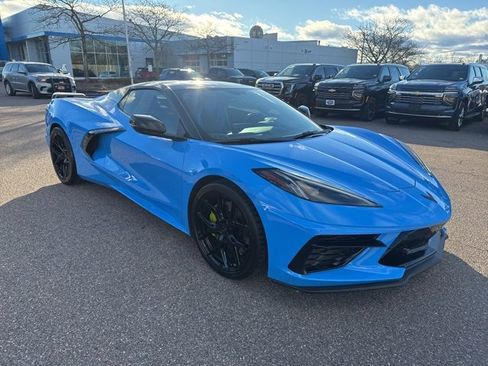 Used 2022 Chevrolet Corvette Stingray w/ Z51 Performance Package image 7