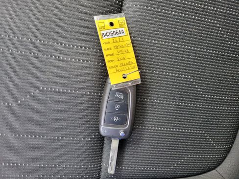 Used 2021 Hyundai Venue SE FWD image 43