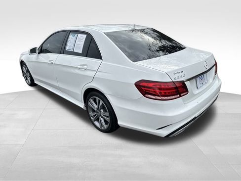 Used 2016 Mercedes-Benz E 350 4MATIC Sedan image 5